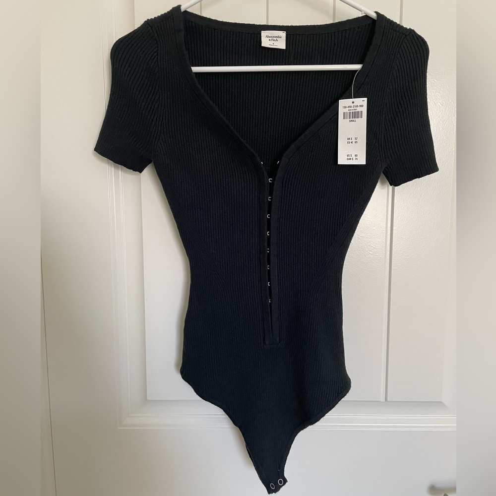NWT Abercrombie & Fitch Hook & Eye Bodysuit